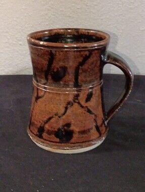 Vintage 1982 Artist Signed Studio Pottery Mug.